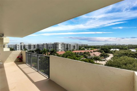 Condo in Fort Lauderdale, Florida, 2 bedrooms  № 2401278 - photo 24