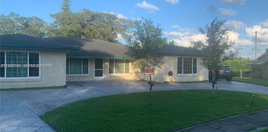 Casa en Margate, Florida 1 dormitorio, 65.03 m2 № 2058796