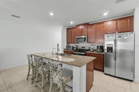 Townhouse in Kissimmee, Florida 4 bedrooms, 179.77 sq.m. № 2094006 - photo 11