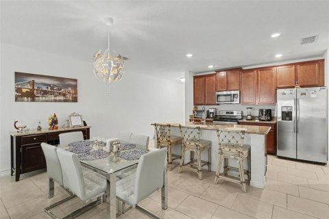 Townhouse in Kissimmee, Florida 4 bedrooms, 179.77 sq.m. № 2094006 - photo 9