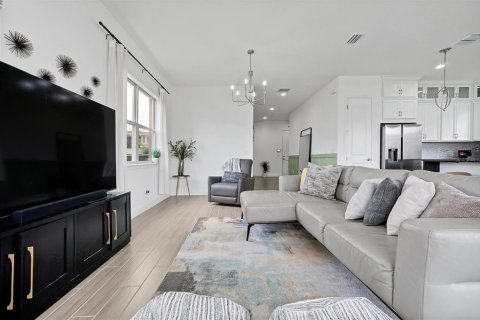 Villa ou maison à louer à Orlando, Floride: 4 chambres, 219.62 m2 № 2422808 - photo 8