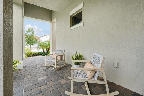 Villa ou maison à louer à Orlando, Floride: 4 chambres, 219.62 m2 № 2422808 - photo 4