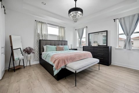 Villa ou maison à louer à Orlando, Floride: 4 chambres, 219.62 m2 № 2422808 - photo 23