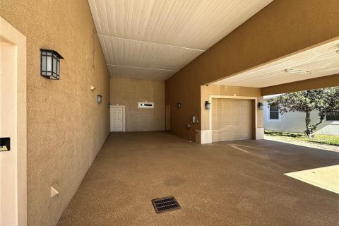 Villa ou maison à vendre à Polk City, Floride: 3 chambres, 271.46 m2 № 2434867 - photo 3