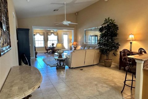 Villa ou maison à vendre à Polk City, Floride: 3 chambres, 271.46 m2 № 2434867 - photo 28