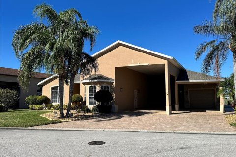 Villa ou maison à vendre à Polk City, Floride: 3 chambres, 271.46 m2 № 2434867 - photo 2