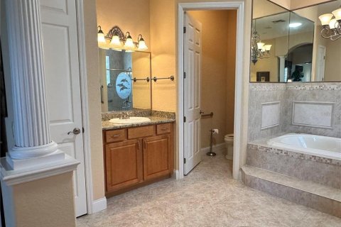 Villa ou maison à vendre à Polk City, Floride: 3 chambres, 271.46 m2 № 2434867 - photo 23