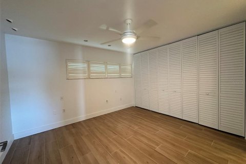 Condo in Clearwater, Florida, 2 bedrooms  № 2230175 - photo 12