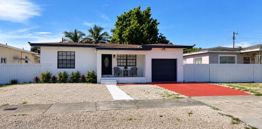 Villa ou maison à Miami, Floride 3 chambres, 137.12 m2 № 2351350