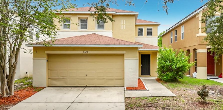 Villa ou maison à Gibsonton, Floride 3 chambres, 164.99 m2 № 2266918