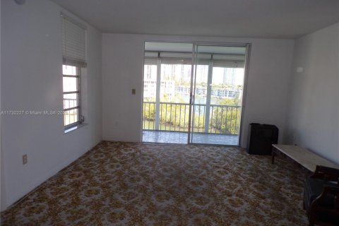 Condo in Aventura, Florida, 2 bedrooms  № 1764717 - photo 13