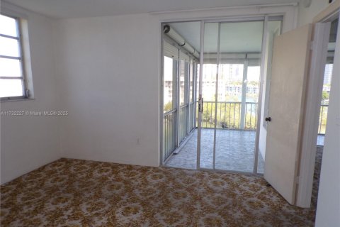Condo in Aventura, Florida, 2 bedrooms  № 1764717 - photo 19