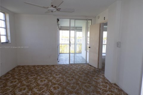Condo in Aventura, Florida, 2 bedrooms  № 1764717 - photo 22