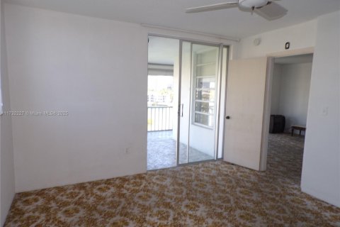 Condo in Aventura, Florida, 2 bedrooms  № 1764717 - photo 21