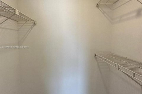 Condo in Lauderhill, Florida, 1 bedroom  № 2010717 - photo 22