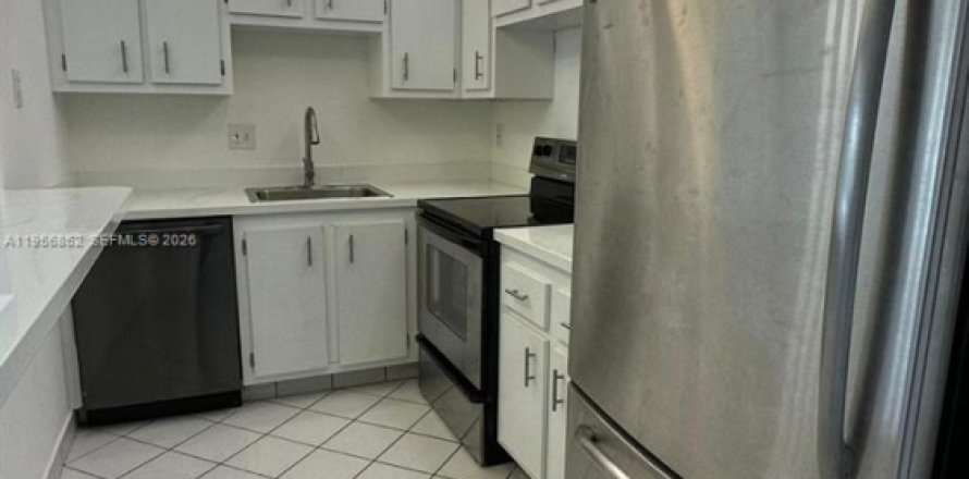 Condo in Lauderhill, Florida, 1 bedroom  № 2010717