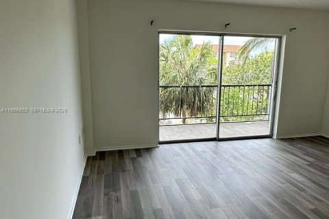 Condo in Lauderhill, Florida, 1 bedroom  № 2010717 - photo 15