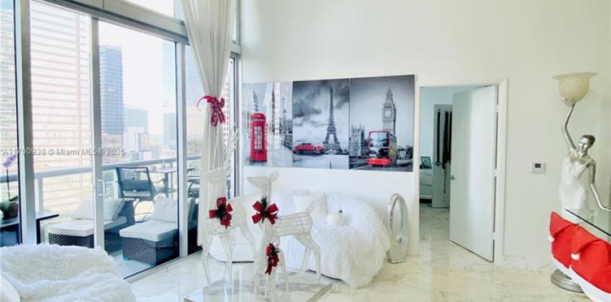 Condo à Miami, Floride, 2 chambres  № 1700056