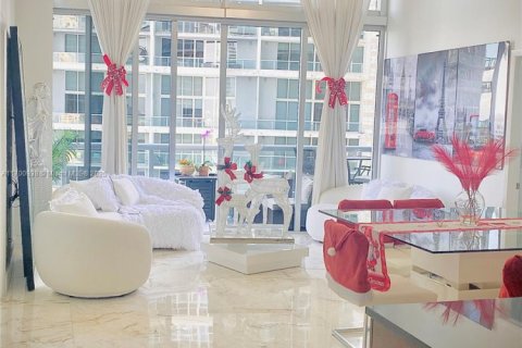 Copropriété à vendre à Miami, Floride: 2 chambres, 108.42 m2 № 1700056 - photo 4