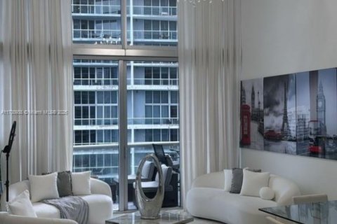 Copropriété à vendre à Miami, Floride: 2 chambres, 108.42 m2 № 1700056 - photo 6
