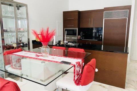 Copropriété à vendre à Miami, Floride: 2 chambres, 108.42 m2 № 1700056 - photo 8