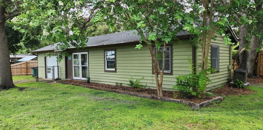 House in Safety Harbor, Florida 2 bedrooms, 121.61 sq.m. № 1819100