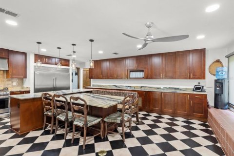 Villa ou maison à vendre à New Port Richey, Floride: 5 chambres, 464.51 m2 № 2127779 - photo 8