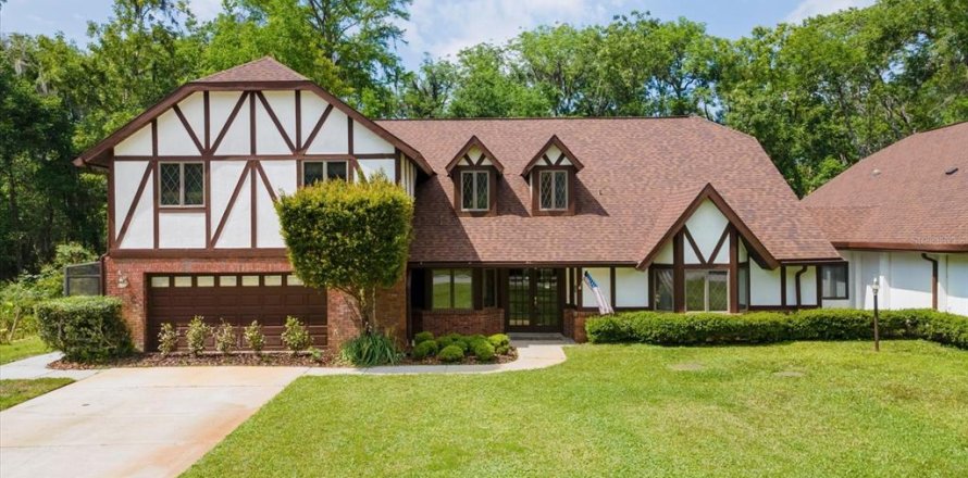 Villa ou maison à New Port Richey, Floride 5 chambres, 464.51 m2 № 2127779