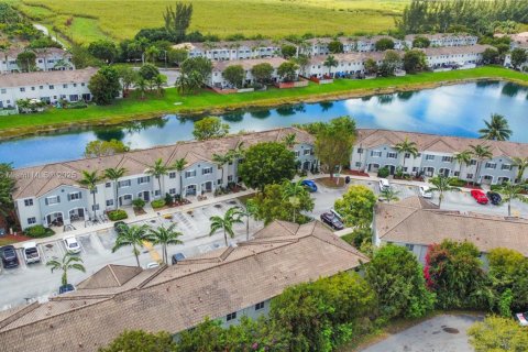 Touwnhouse à vendre à Homestead, Floride: 3 chambres, 140.19 m2 № 1503284 - photo 25