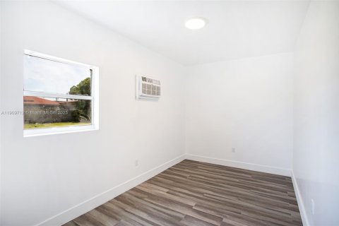 Appartement à louer à Miami, Floride: 2 chambres, 74.32 m2 № 1965380 - photo 8