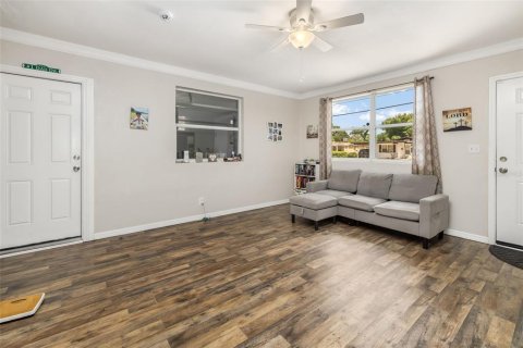 Casa en venta en Daytona Beach, Florida, 3 dormitorios, 103.12 m2 № 2102651 - foto 8