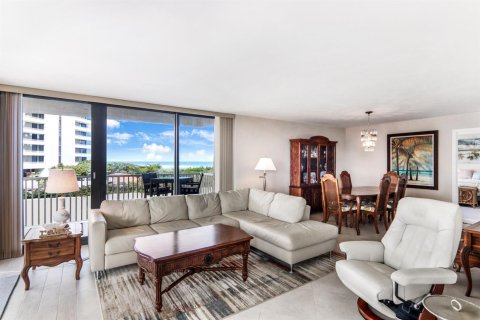 Condo in Riviera Beach, Florida, 2 bedrooms  № 2154976 - photo 7