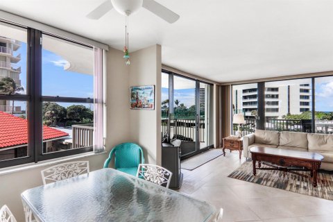 Condo in Riviera Beach, Florida, 2 bedrooms  № 2154976 - photo 9