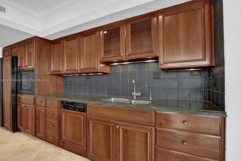 Купить кондоминиум в Авентура, Флорида 2 спальни, 141.4м2, № 1957778 - фото 13