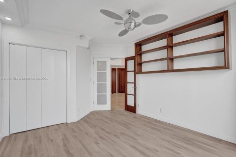 Купить кондоминиум в Авентура, Флорида 2 спальни, 141.4м2, № 1957778 - фото 18