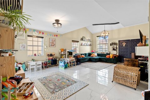 Купить виллу или дом в Майами, Флорида 4 спальни, 206.43м2, № 1931797 - фото 3