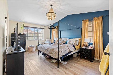 Купить виллу или дом в Майами, Флорида 4 спальни, 206.43м2, № 1931797 - фото 16