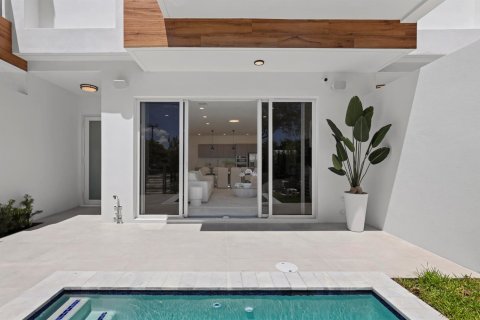 Adosado en venta en Fort Lauderdale, Florida, 3 dormitorios, 189.15 m2 № 2379993 - foto 25