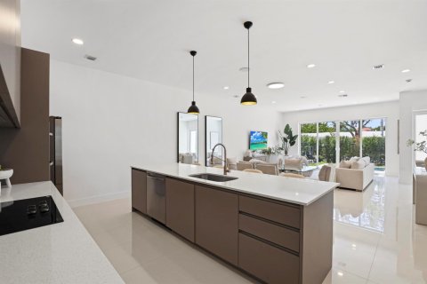 Adosado en venta en Fort Lauderdale, Florida, 3 dormitorios, 189.15 m2 № 2379993 - foto 3