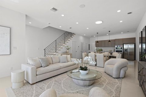 Adosado en venta en Fort Lauderdale, Florida, 3 dormitorios, 189.15 m2 № 2379993 - foto 19