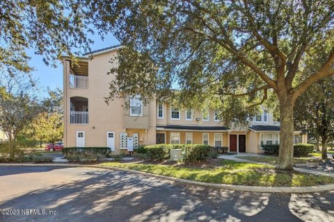 Copropriété à louer à Jacksonville, Floride: 3 chambres, 129.78 m2 № 869651 - photo 1