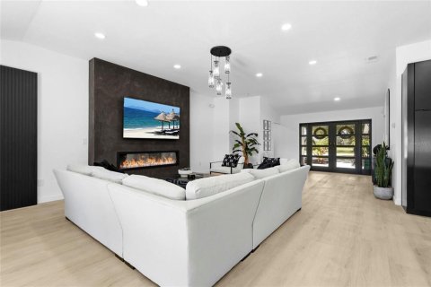 Villa ou maison à vendre à Bradenton, Floride: 4 chambres, 193.05 m2 № 2201625 - photo 25