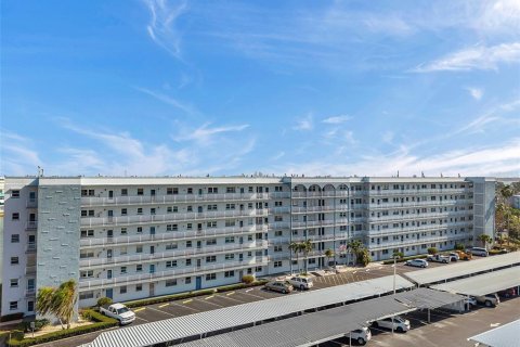 Condominio en venta en Gulfport, Florida, 2 dormitorios, 104.05 m2 № 1717057 - foto 27