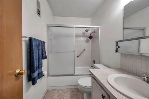 Condominio en venta en Gulfport, Florida, 2 dormitorios, 104.05 m2 № 1717057 - foto 26