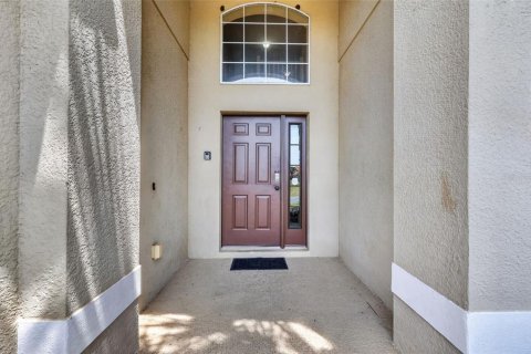 House in Davenport, Florida 6 bedrooms, 257.43 sq.m. № 2234600 - photo 4