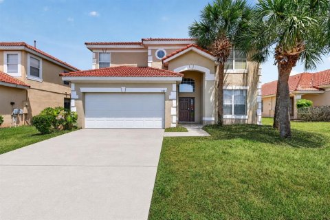 House in Davenport, Florida 6 bedrooms, 257.43 sq.m. № 2234600