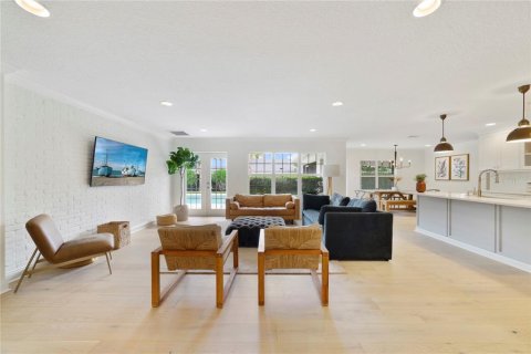 Villa ou maison à vendre à Maitland, Floride: 4 chambres, 229.75 m2 № 2149903 - photo 7