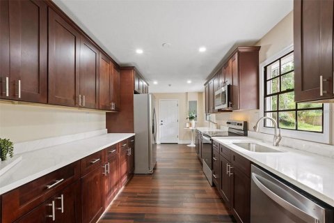 Casa en venta en Plant City, Florida, 3 dormitorios, 157.47 m2 № 2219720 - foto 6