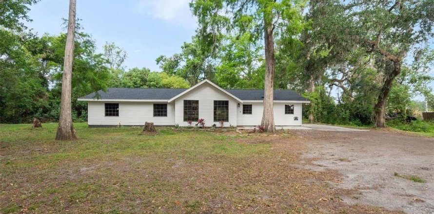 Casa en Plant City, Florida 3 dormitorios, 157.47 m2 № 2219720