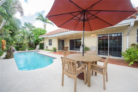 Casa en venta en Homestead, Florida, 3 dormitorios, 146.04 m2 № 1932755 - foto 17
